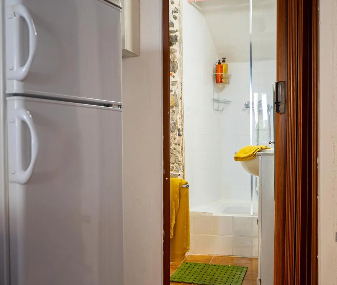 Vieux Menton Grand Studio Ensoleille Apartment